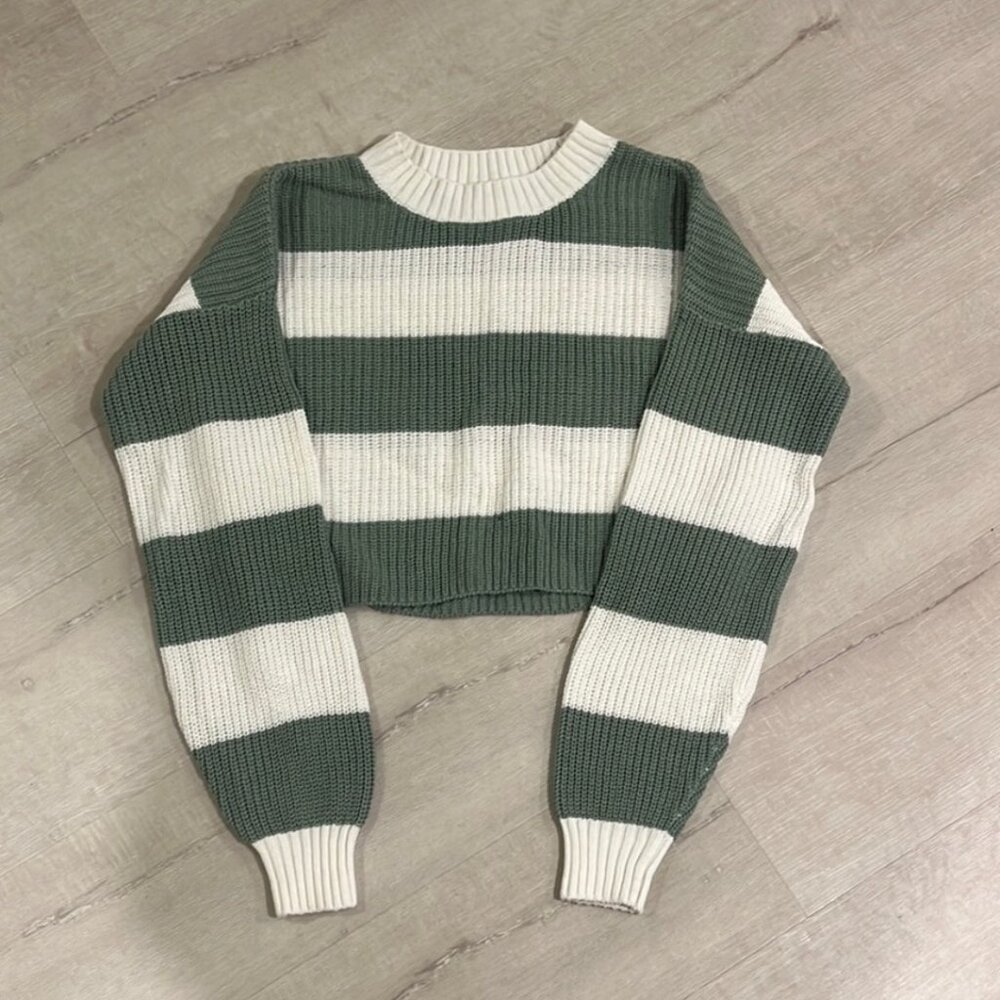 Hollister Striped Green and White Knit Sweater